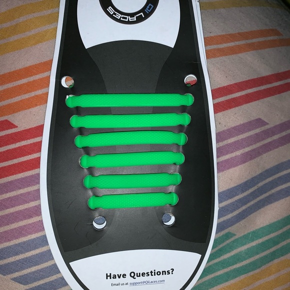 Neon Green kicks no tie laces - Picture 3 of 3